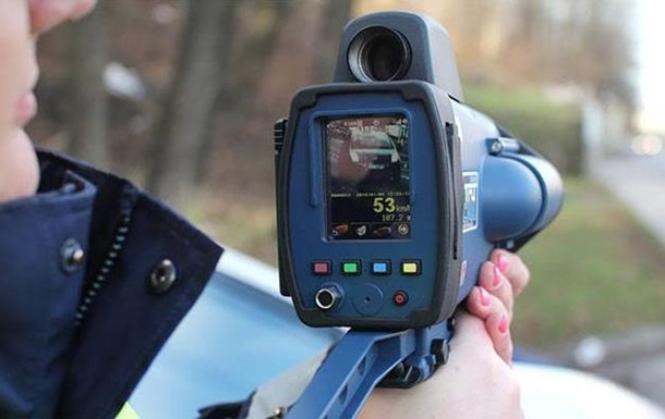 В Украине полиция начинает фотофиксацию нарушений ПДД В Украине полиция начинает фотофиксацию нарушений ПДД