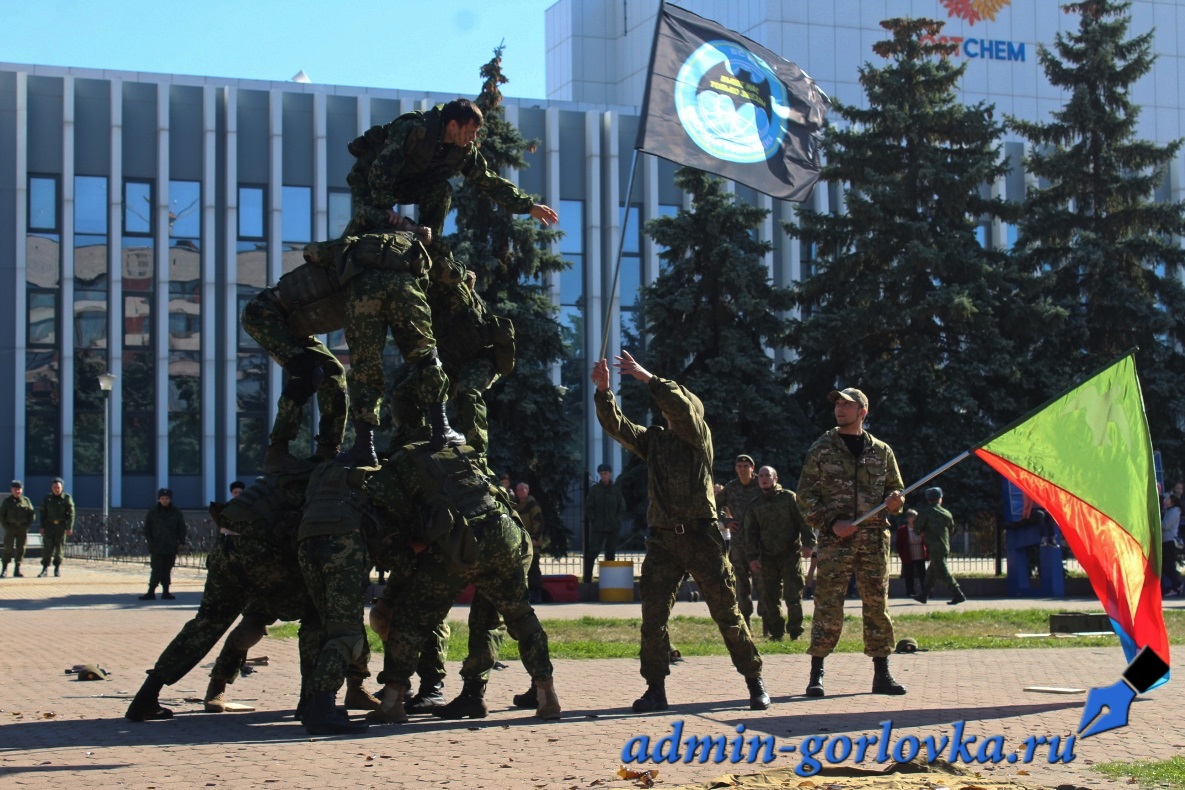 Военнослужащие ДНР Военнослужащие ДНР