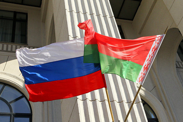 Флаг России и Беларуси