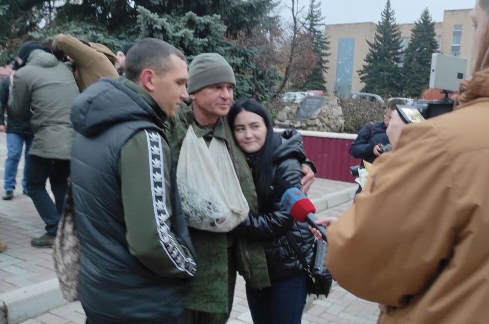 В ДНР вернулись 15 военнослужащих